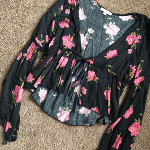 American Eagle floral blouse